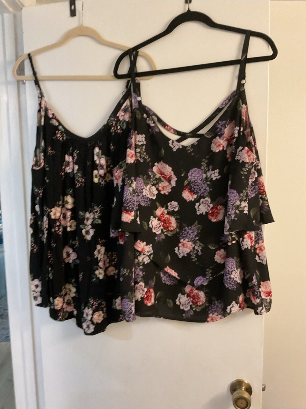 🦋 Torrid Tops (2) - Picture 2 of 3